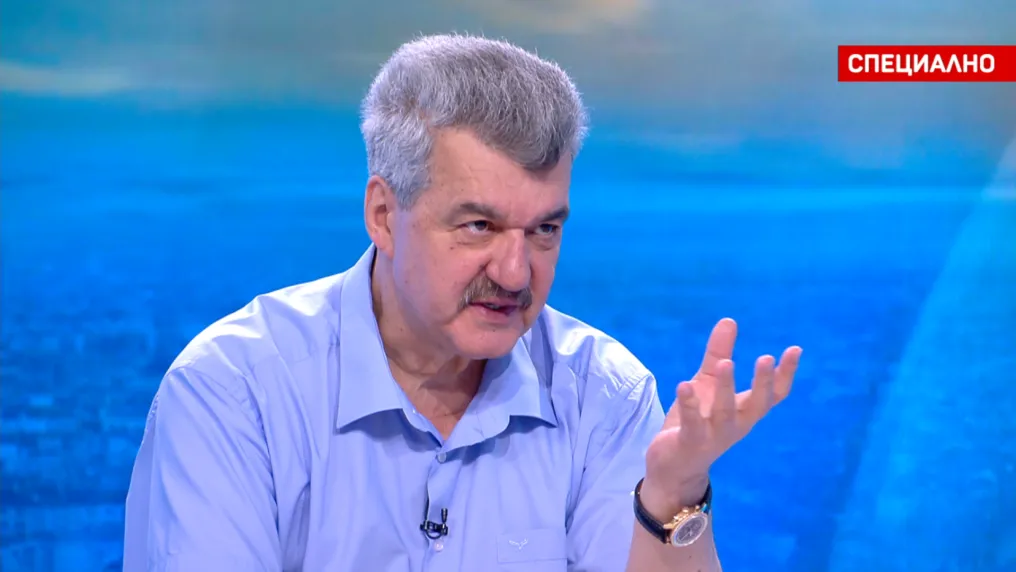 Батков: Недопустимо и нелепо е феновете да се използват за политически цели