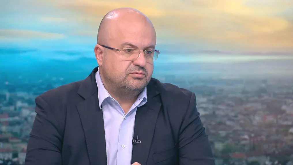 Камен Костадинов: Жалко, ако някой от БФС е бъркал в кацата с меда 