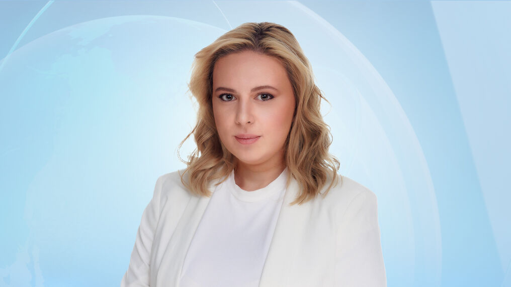 Деа Манолова