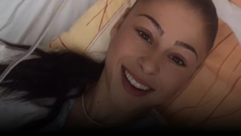 Алекс Начева се показа от болничната стая: Чао-чао, Париж (ВИДЕО)