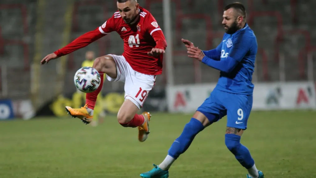 Дебют на VAR в помощ на българското съдийство