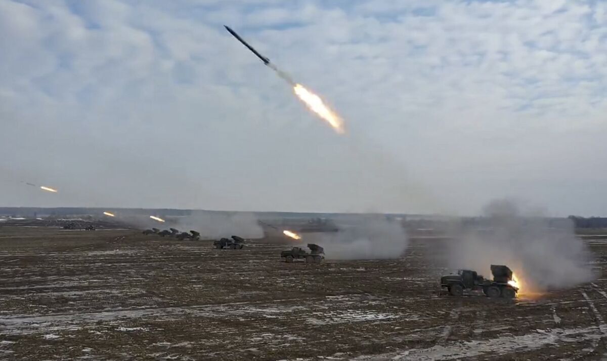 Десетки загинали при руско нападение, смъртоносен украински удар и в Белгород (ВИДЕО и СНИМКИ)