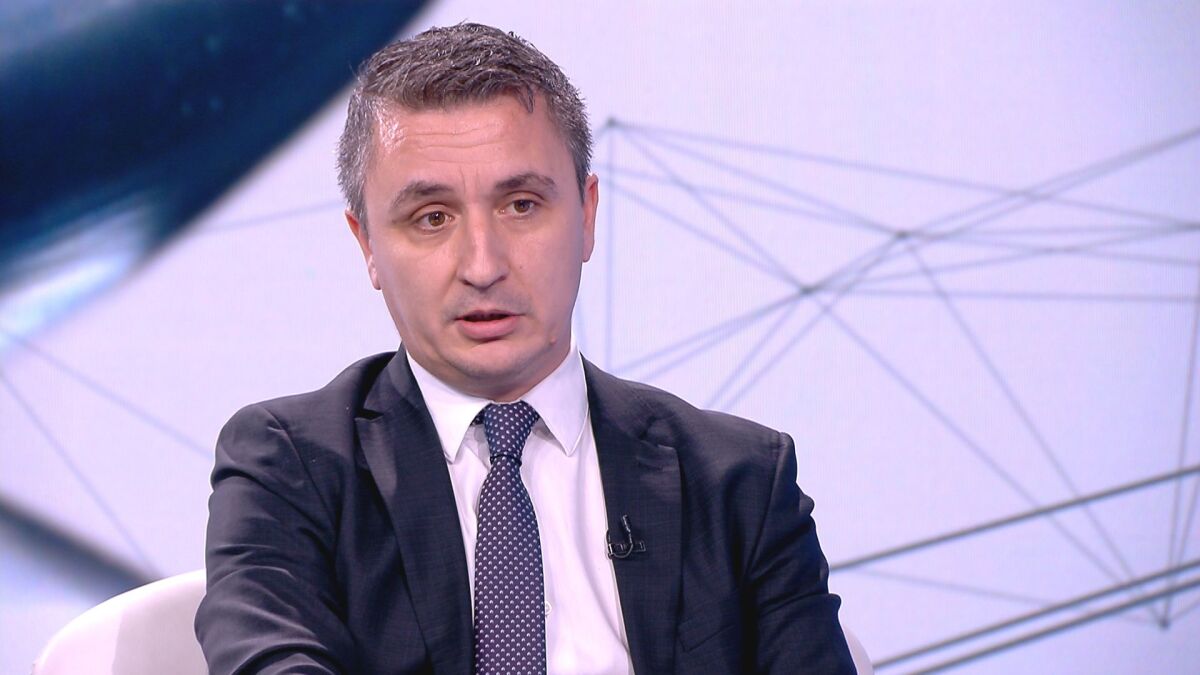 Николов за по-високата цената на газа у нас: Брутална некомпетентност или корупция