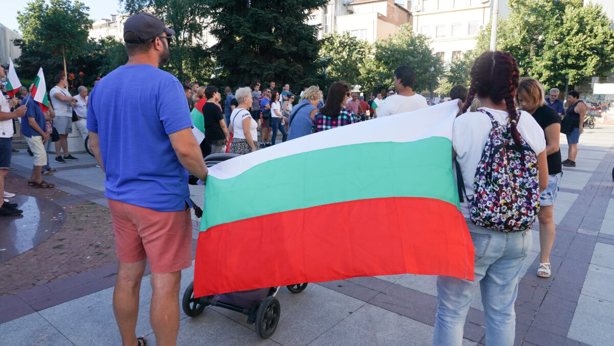 Протести и в редица големи градове у нас