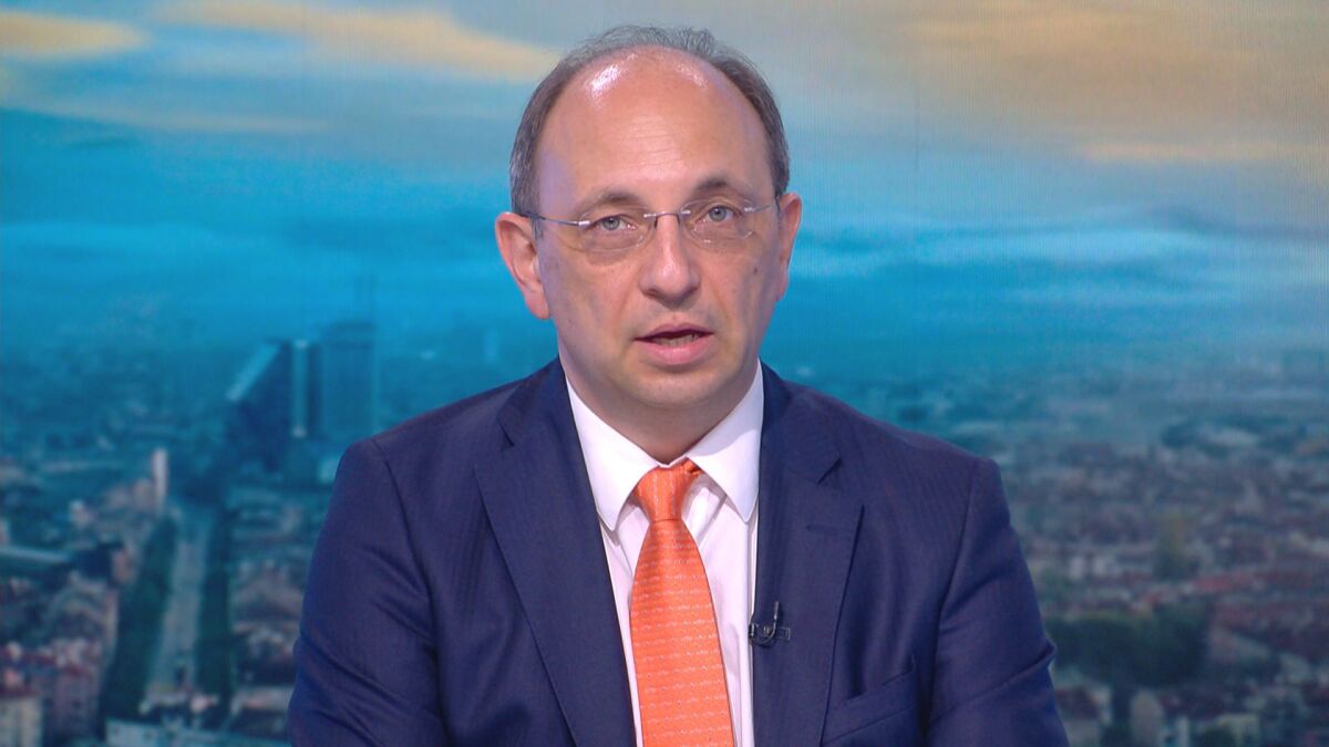 Николай Василев: Най-голямото ни богатство не са планините и реките, а младите хора