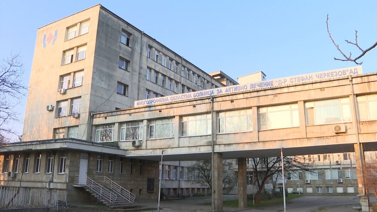 Родителски съмнения, че майка и детето й са с коронавирус и не са лекувани адекватно