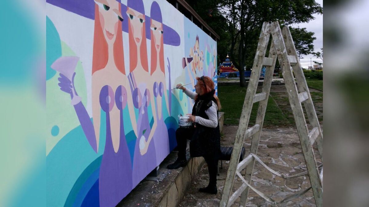 Приятели на починалата от COVID-19 художничка подготвят изложба с нейни картини