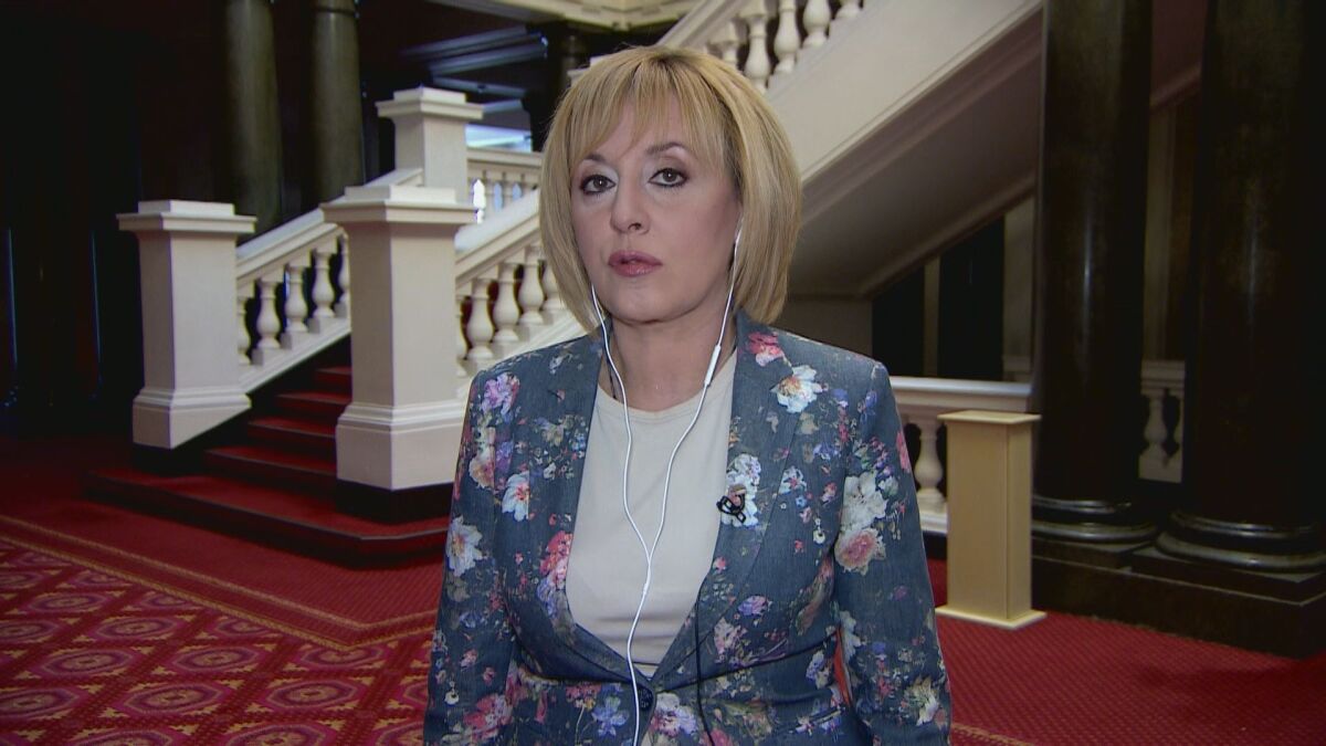 Манолова: Депутатите от ГЕРБ са сковани от страх заради разкритията в Комисията по ревизия