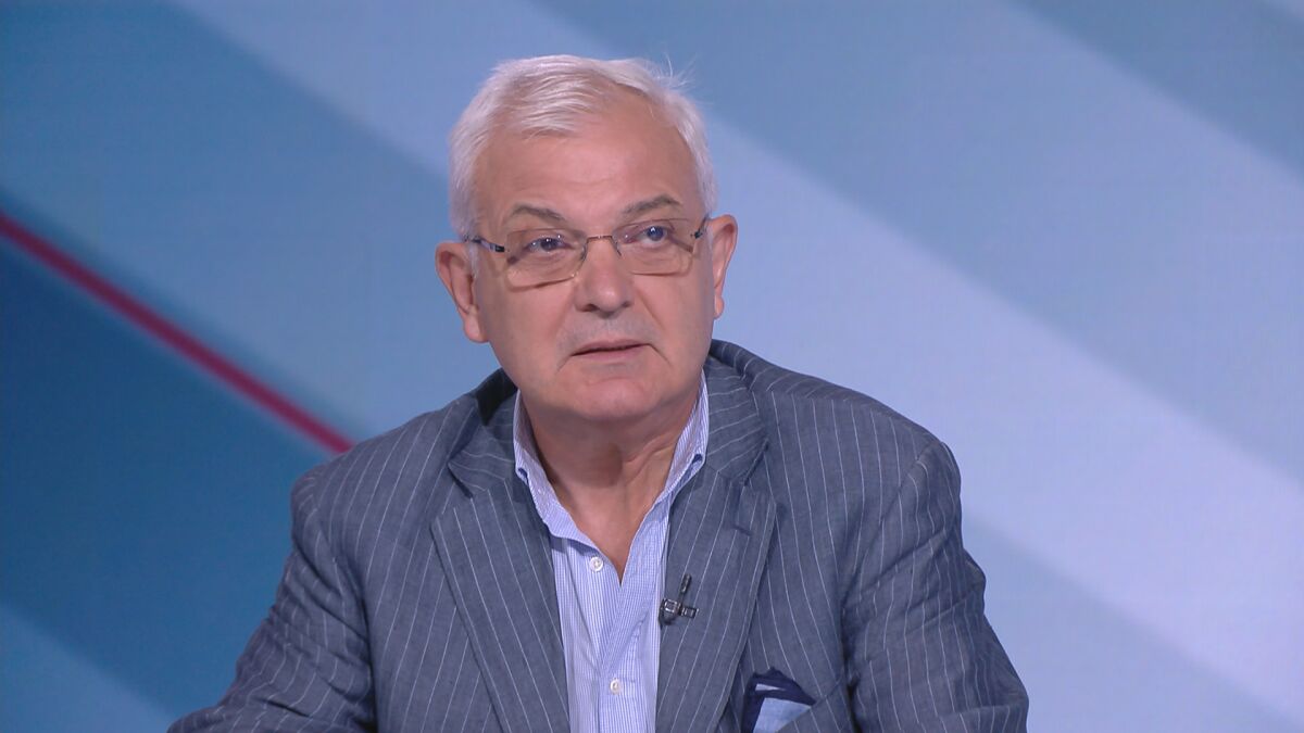 Явор Нотев за "3 март": Идеята на движението не е за начало на пропрезидентска партия