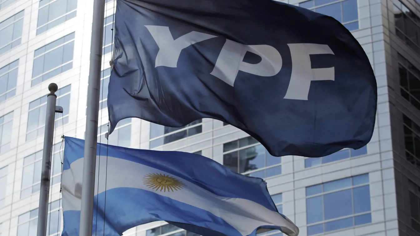 Аржентина окончателно сложи ръка на YPF