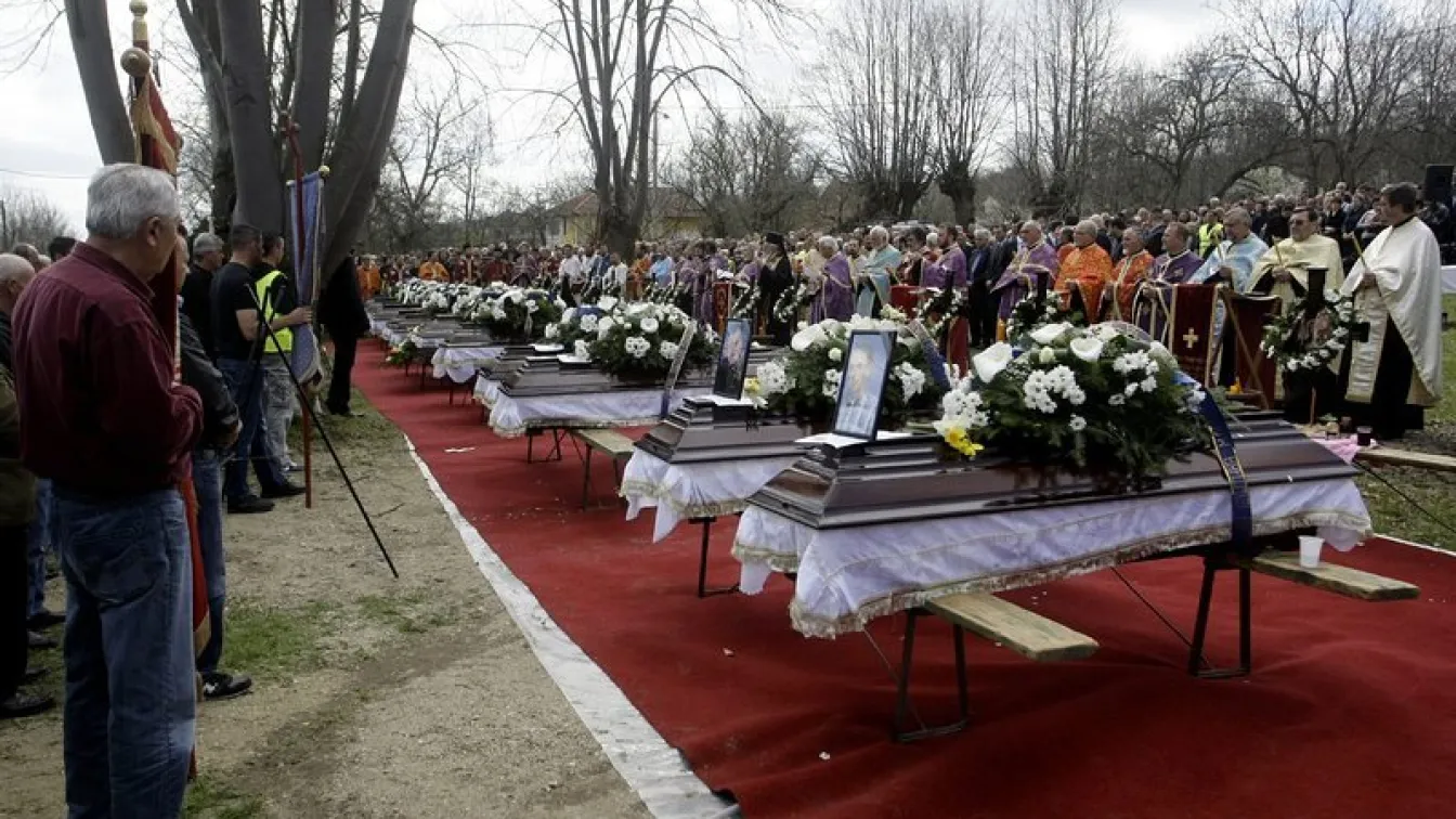Жертвите на сръбския масов убиец бяха погребани