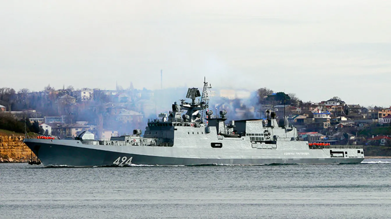 Руски и турски кораби заедно на маневри в Черно море