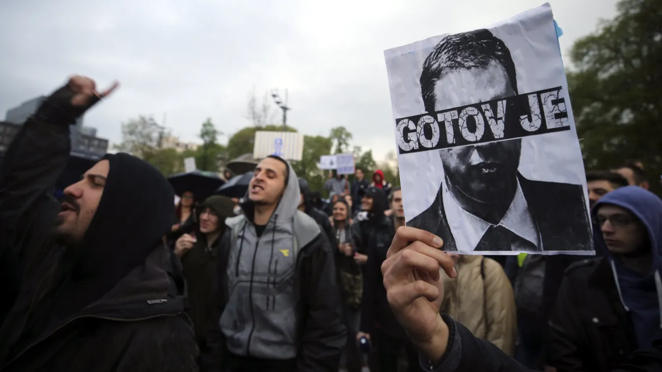 Протестите в Сърбия срещу новия президент не стихват 