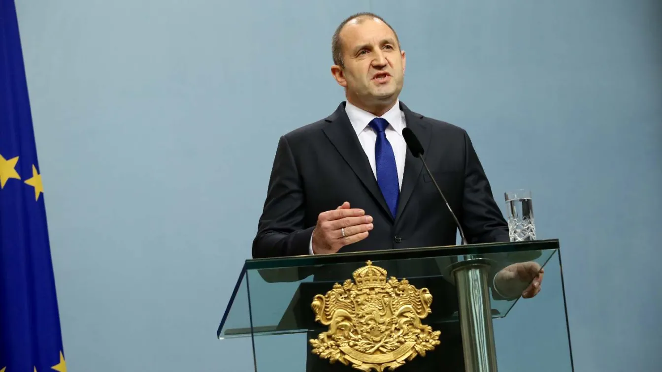 Президентът видя „смущаващи факти” в строителството на оградата по границата с Турция