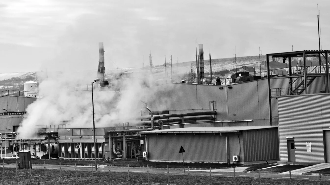 Човек загина, а 16 пострадаха при авария в химически завод в Чехия
