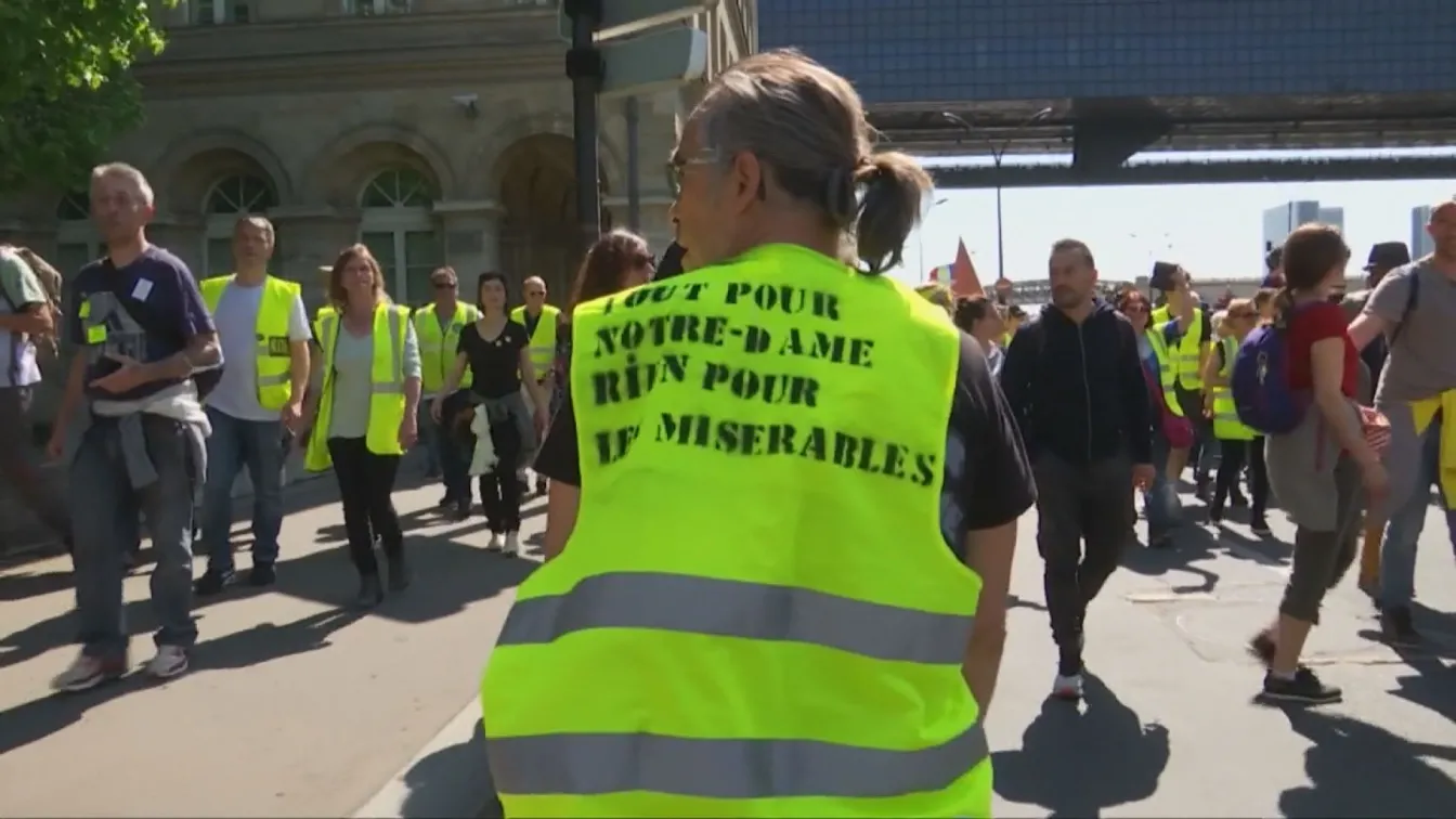 „Жълтите жилетки” се опитват да съживят движението си