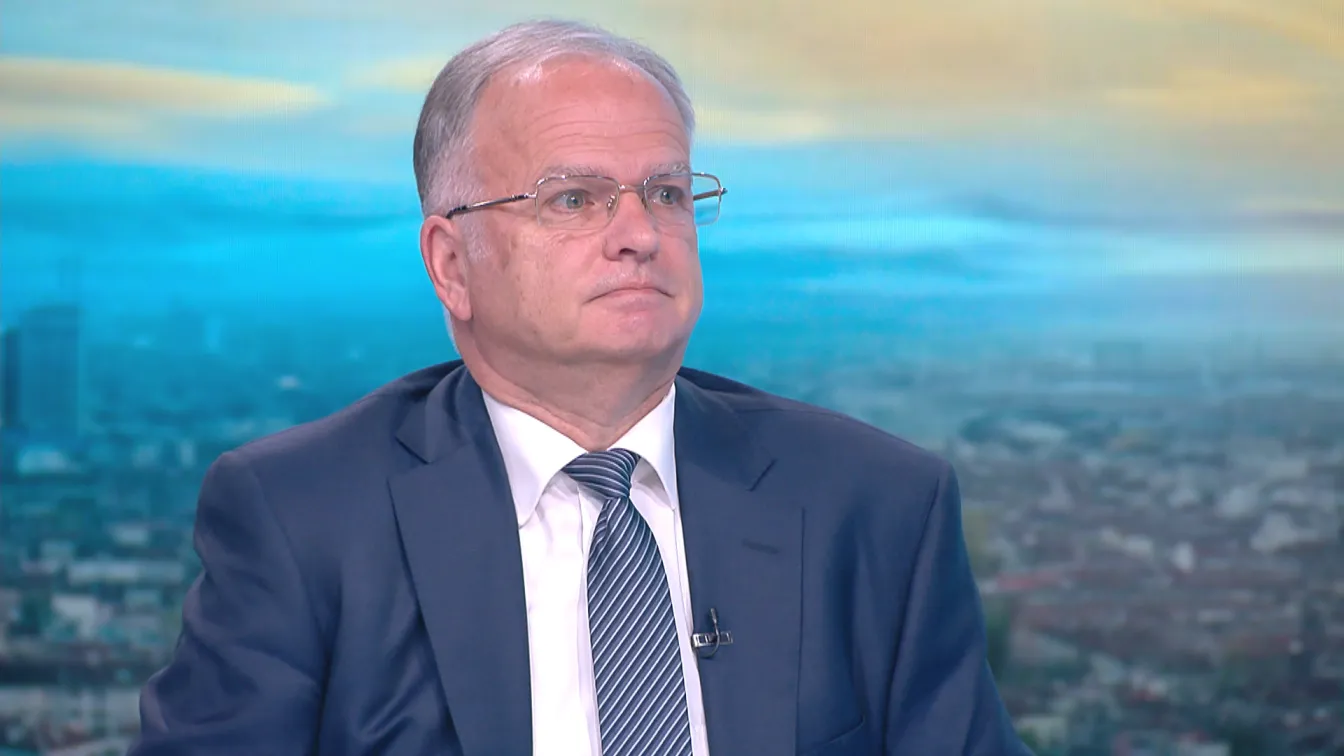 Проф. Боян Чуков: Познатата ни финансова система гръмна