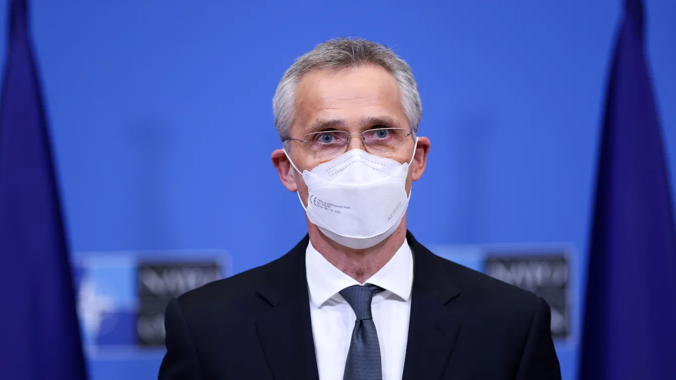 НАТО призова Русия да изтегли войските си от границата с Украйна