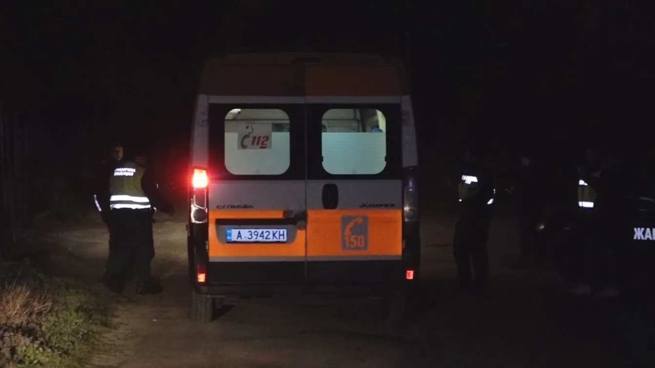 Все още са неизвестни причините за тежката катастрофа с военен камион