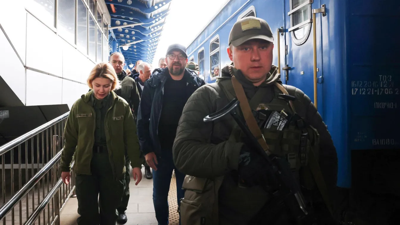 Председателят на Европейския съвет Шарл Мишел на изненадваща визита в Киев
