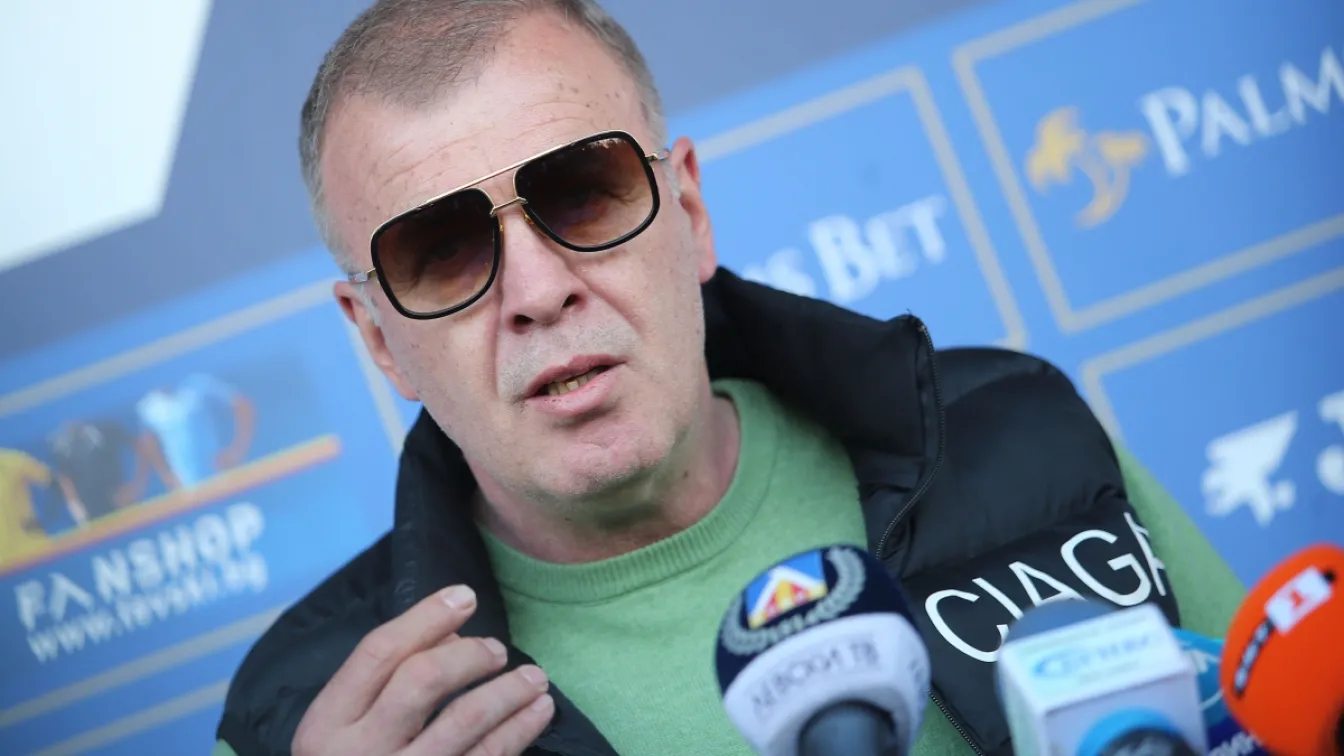 НАП запорира сметки на 