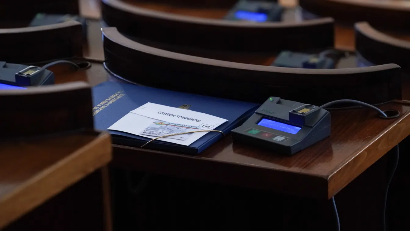 Парламентът реши: Споразумението със САЩ за военни бази остава