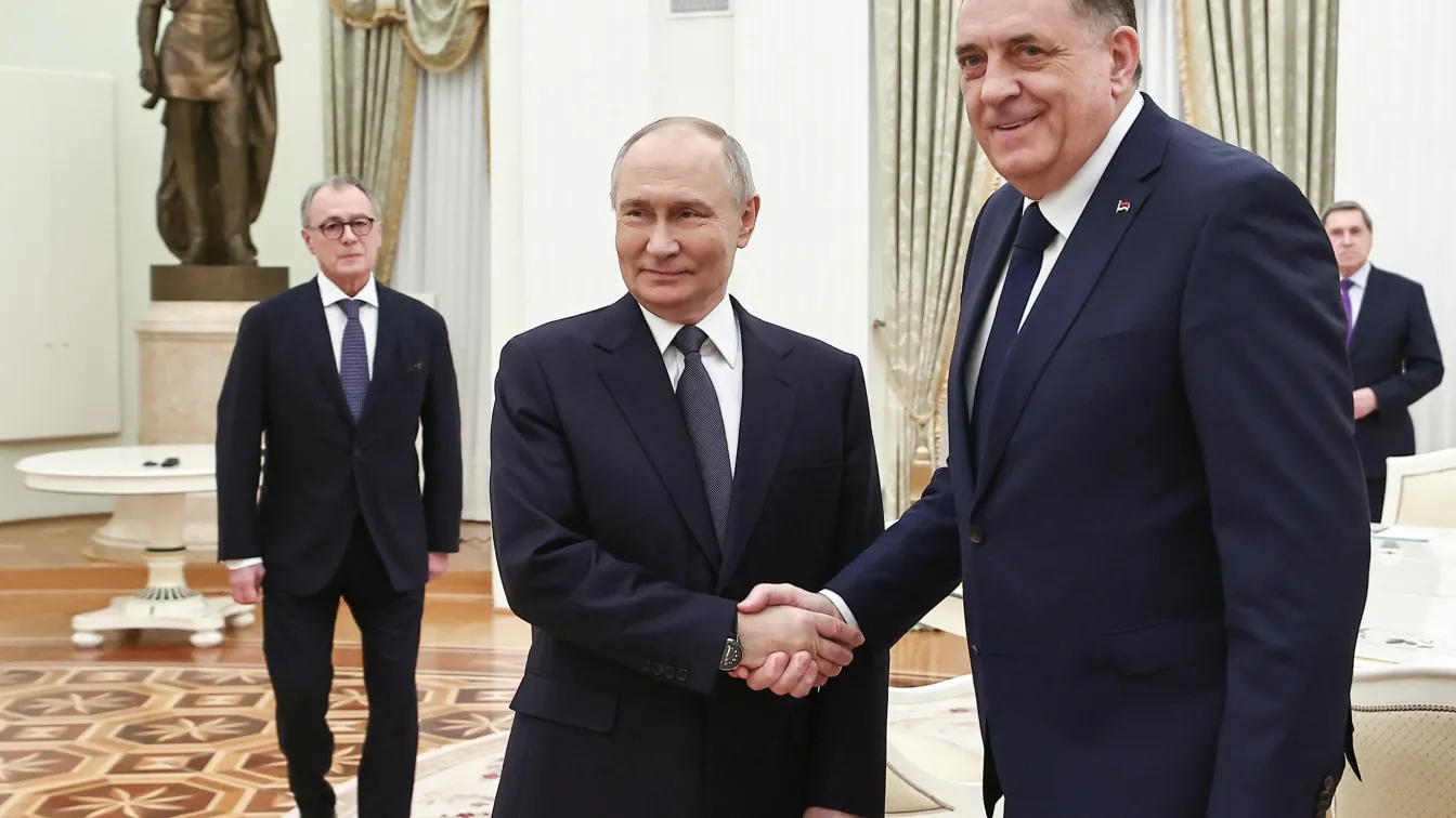 Владимир Путин прие в Кремъл издирвания от Интерпол Милорад Додик