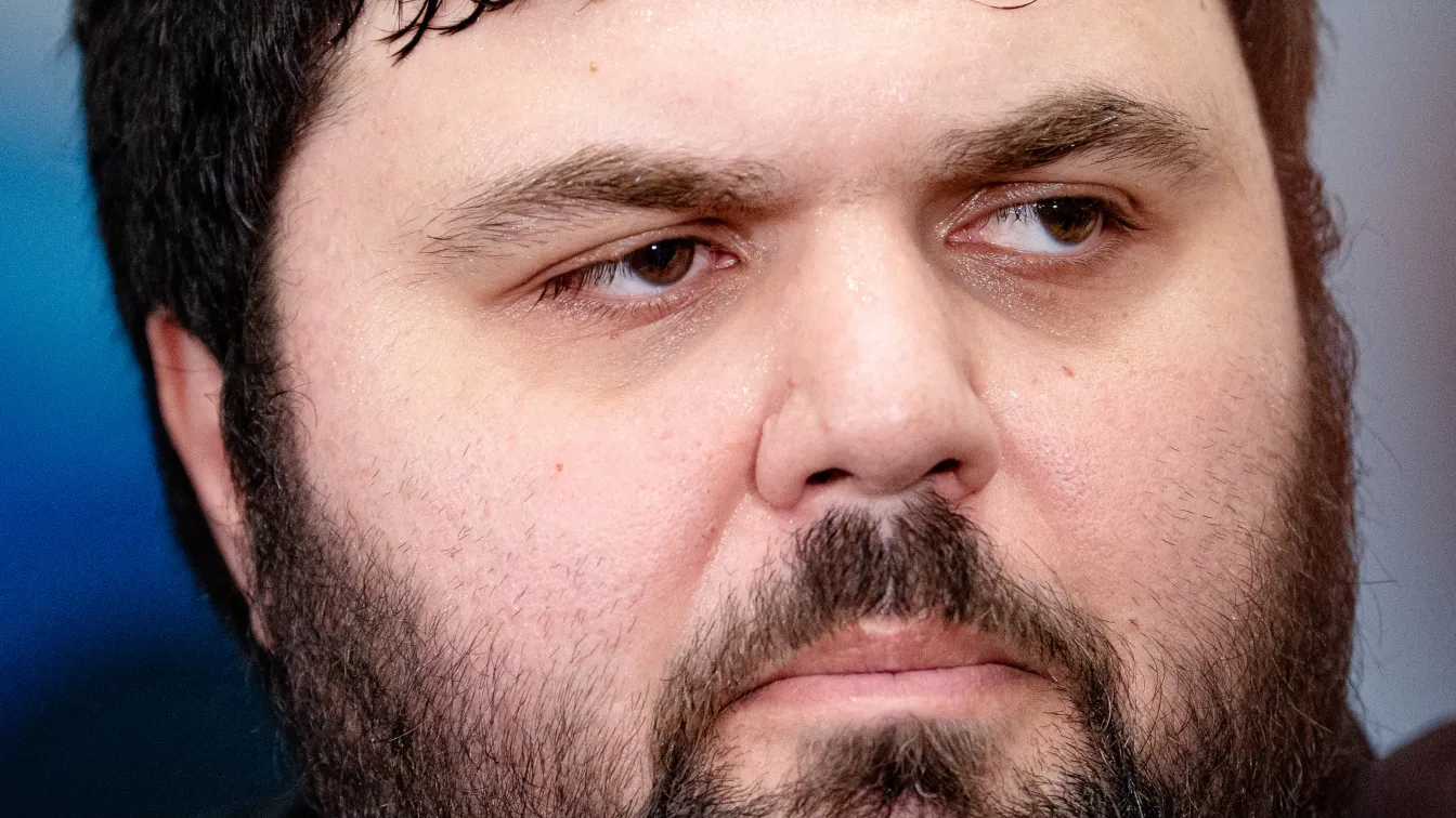 Фарниев: Нямам време да уча български
