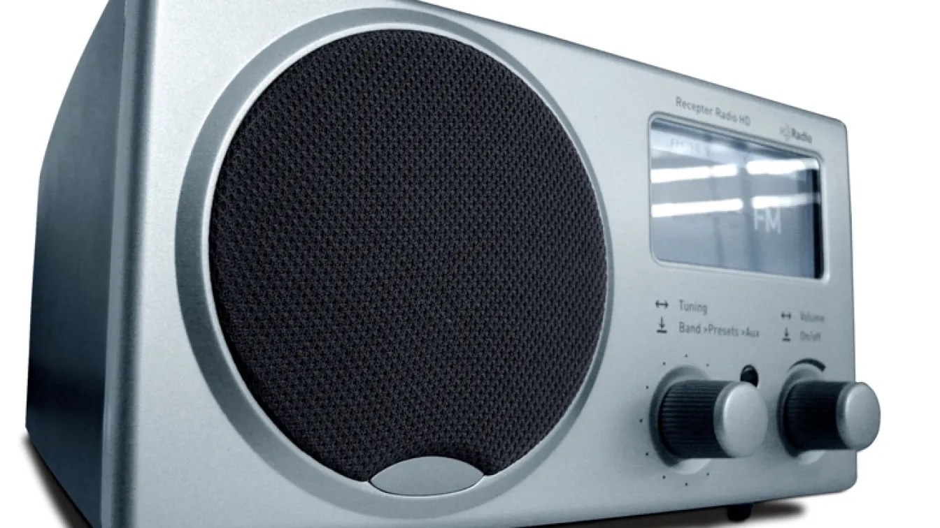 Норвегия изключва FM радиото