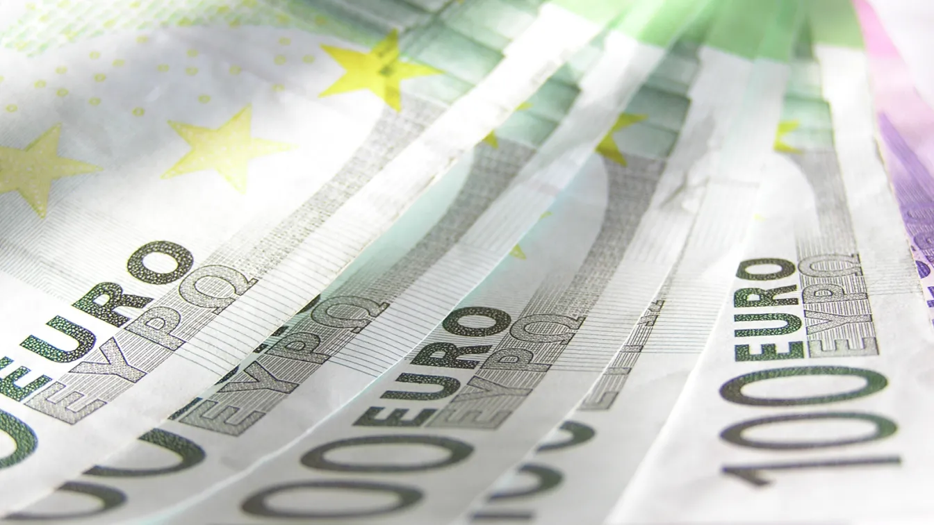 Италианец опитал да пренесе 550 000 евро в резервната гума на автомобил