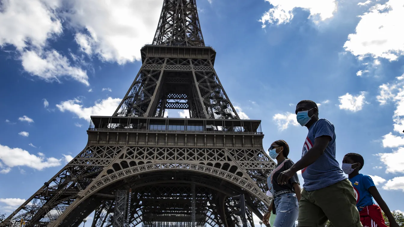 Носенето на маски ще стане задължително в цял Париж 