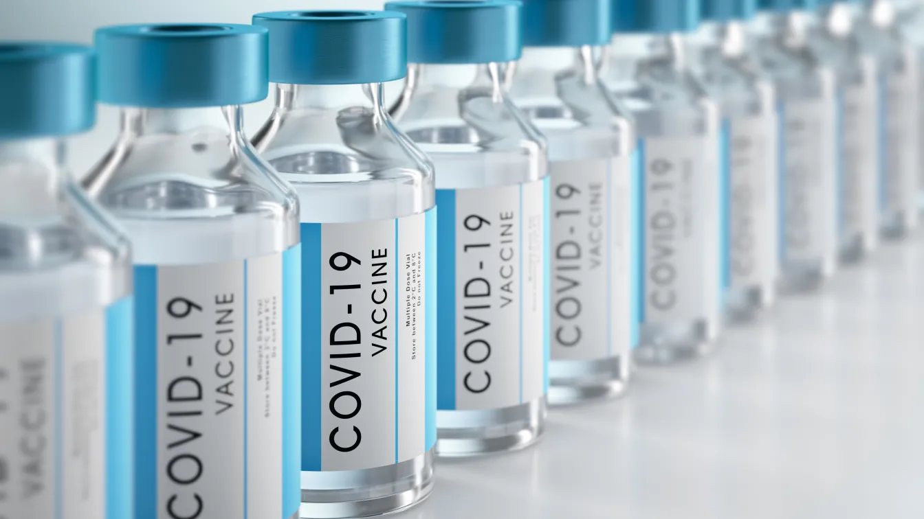 Испания ваксинира напълно 70% от населението срещу COVID-19