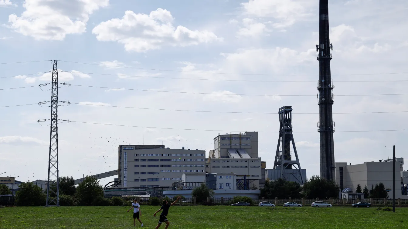 Полша ще определи крайна дата за производство на енергия от въглища