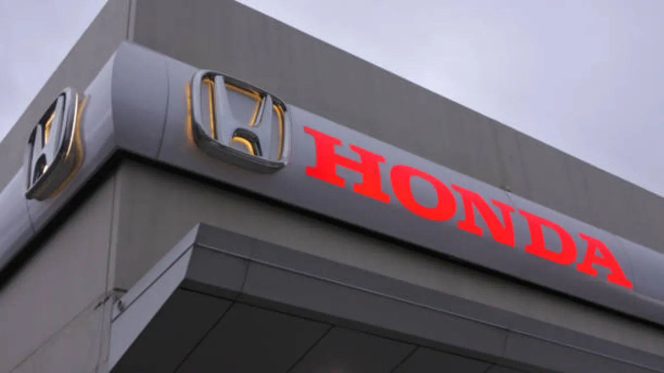 Honda вече не само произвежда коли – изстрелва и ракети