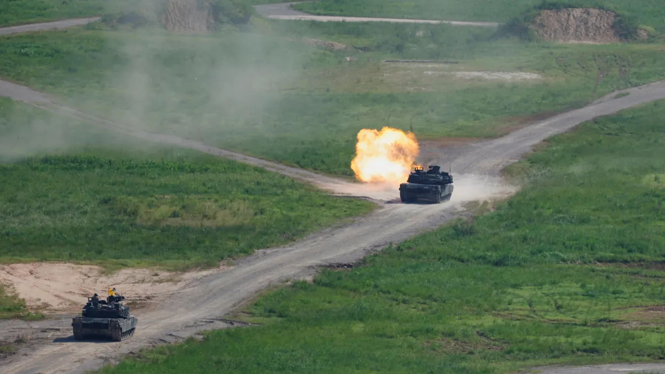Южна Корея и САЩ започнаха мащабни съвместни военни учения