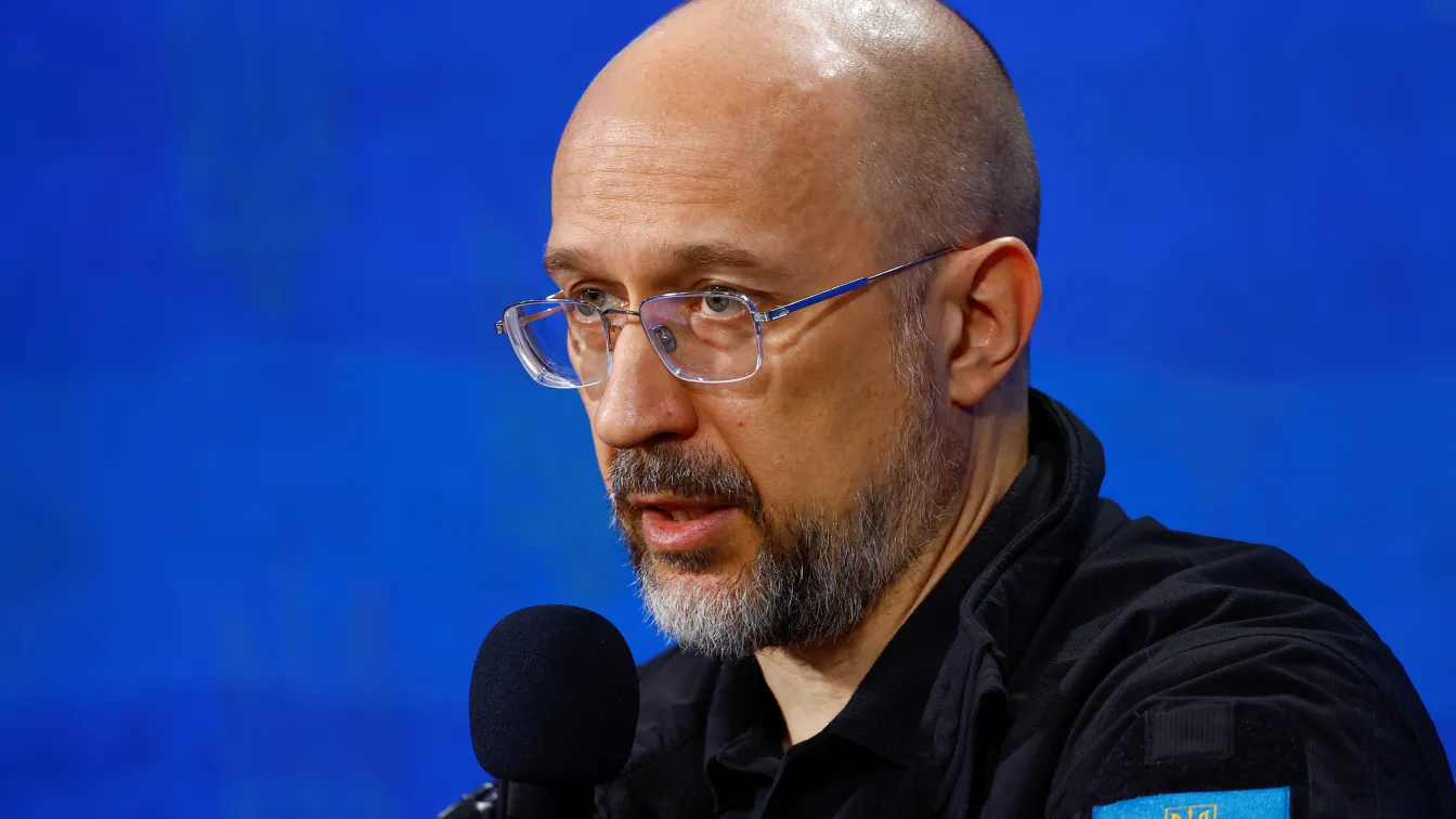 Украинският министър-председател Денис Шмигал подаде оставка