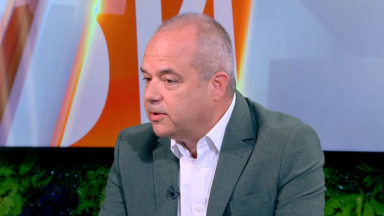 Иван Анчев: Не вярвам, че ще има среща Путин - Зеленски 
