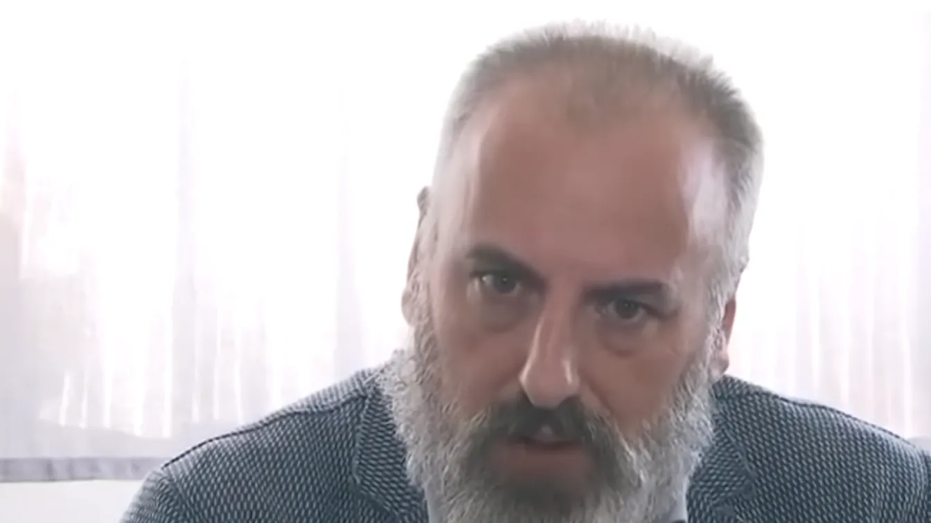 „Мамо, татко, виждам чудовища