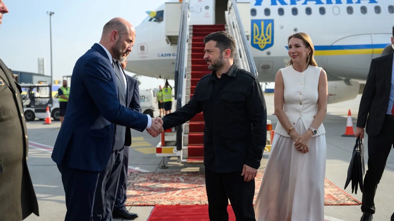 Зеленски се среща с Вучич в Белград