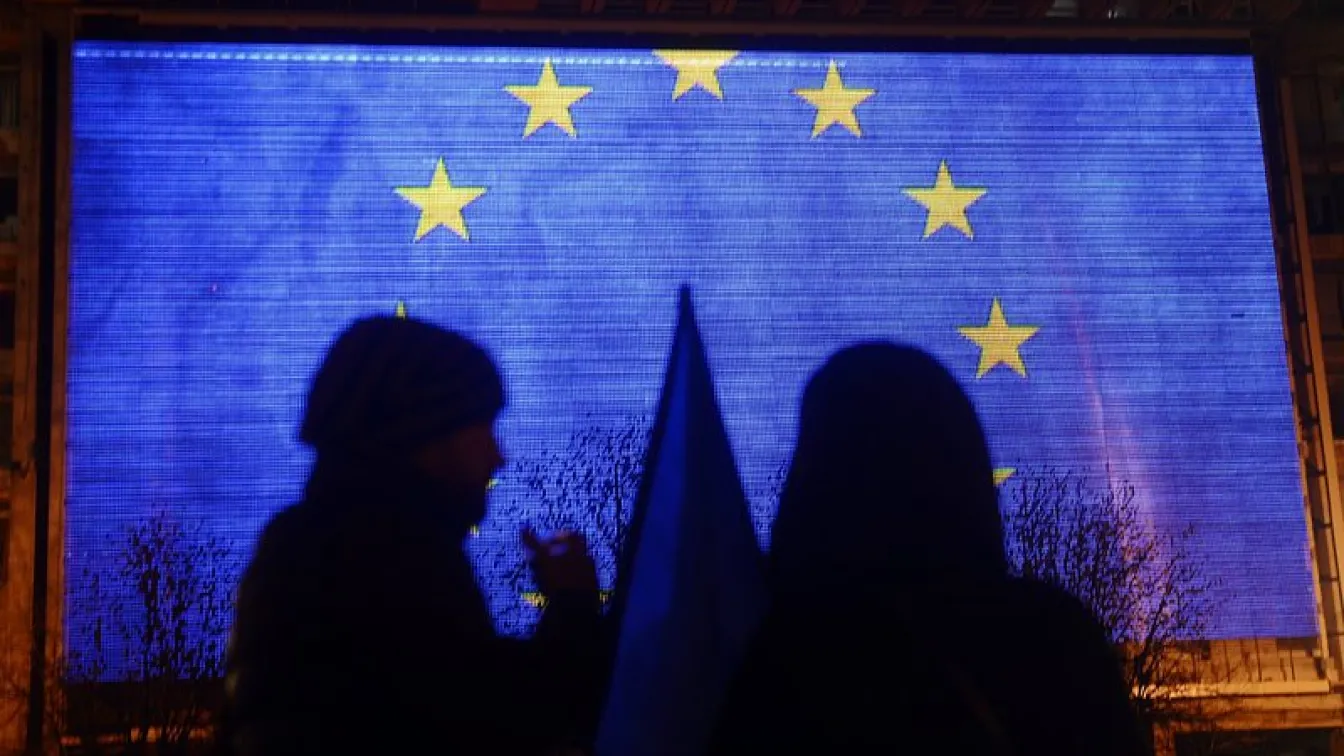 Украинският парламент и съветът Русия-НАТО обсъждат ситуацията