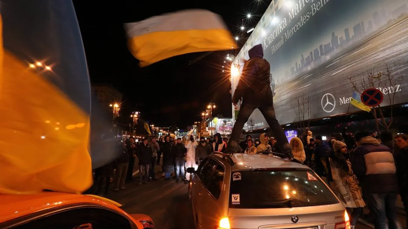 Поредна нощ на протести в Киев
