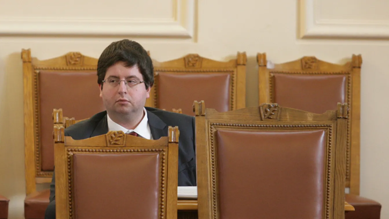 НАП има списък с 34 души с доходи от лихви по сметки в Швейцария