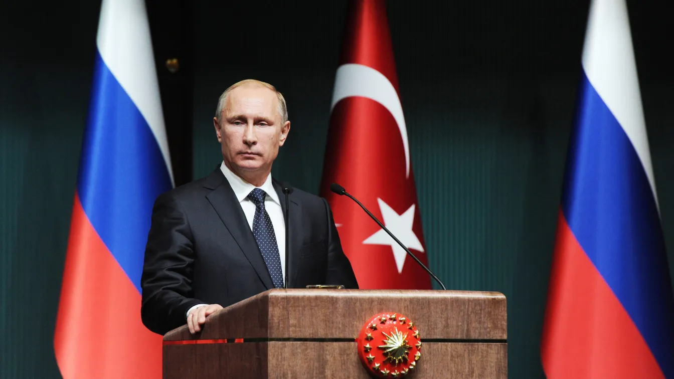 Владимир Путин награди посмъртно екипажа на разбилия се самолет в Турция