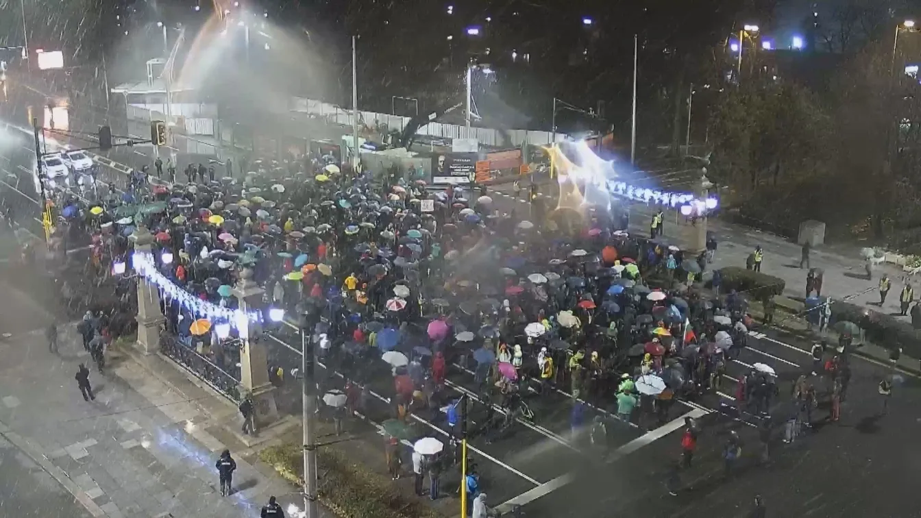 Втора вечер на протести заради Пирин