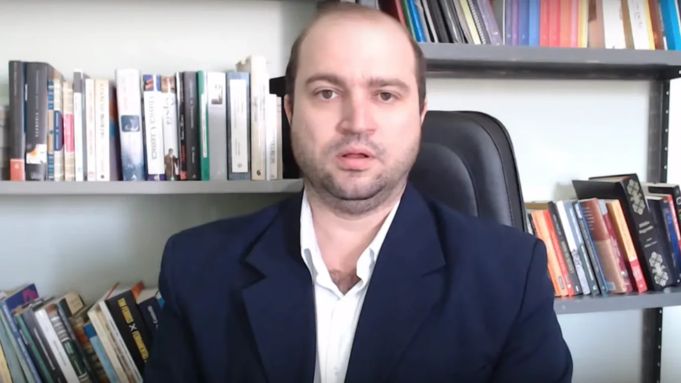 Бразилски културен шеф: Рок музиката води до аборти, Джон Ленън е бил сатанист