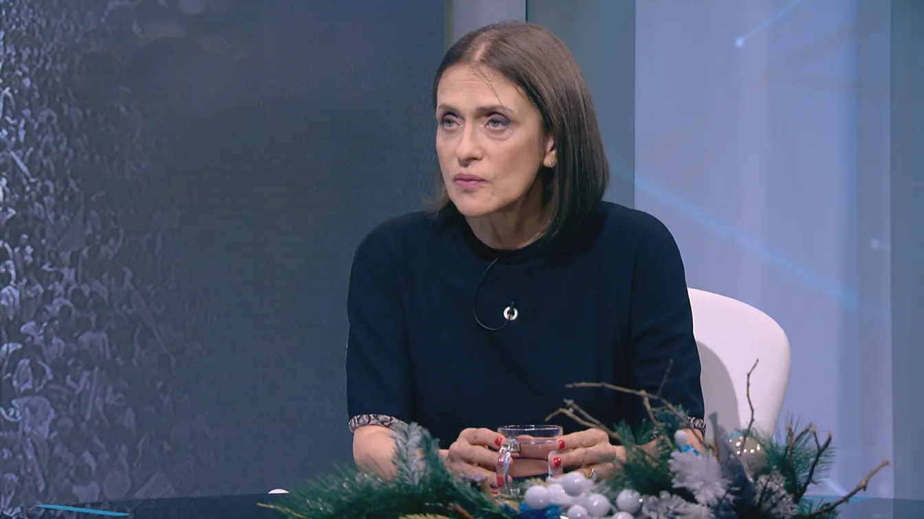Надежда Нейнски: Най-големият мит за Прехода е, че не е донесъл нищо добро на България