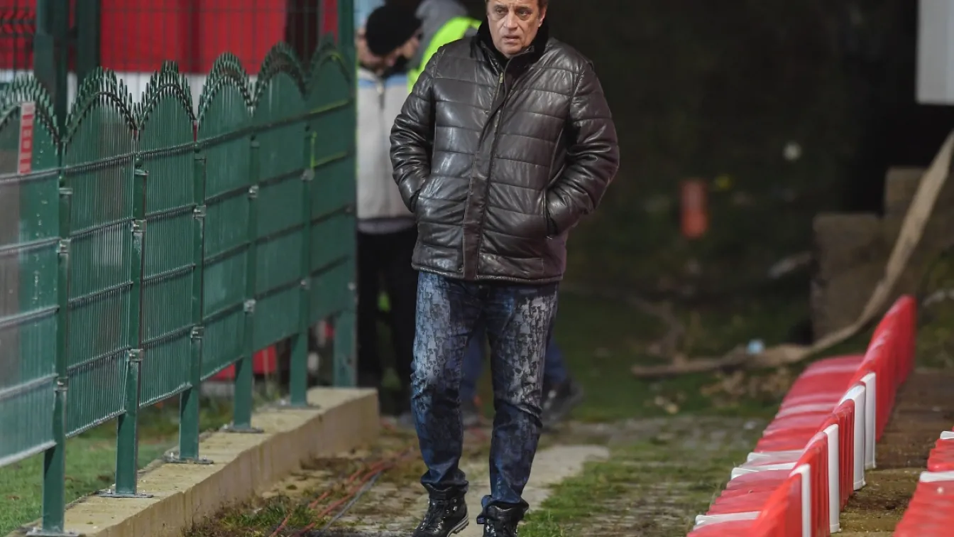 След цирка на 
