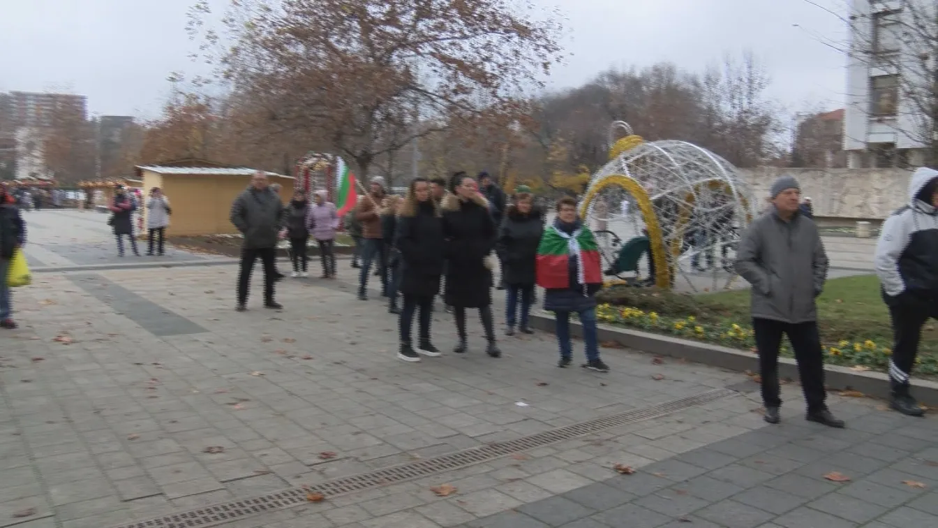Протести в Плевен и Враца срещу правителството. Такива са обявени и в няколко европейски града