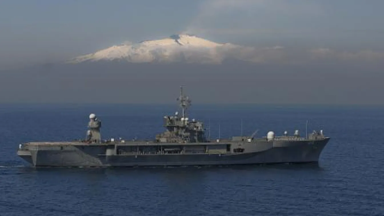 САЩ бдят за сигурността в Сочи с два бойни кораба в Черно море