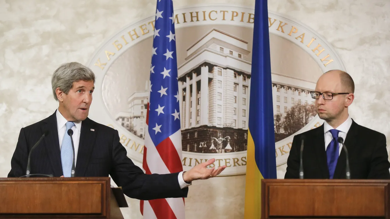 Кери: Обама не е решил дали ще въоръжава Украйна